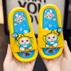 Sandálias infantis para idades de 2 a 9 anos, chinelos de desenho animado dopamina de verão antiderrapantes para ambientes internos e externos para meninos e meninas