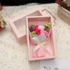 Ramo de Flores de Jabón de Rosas y Claveles para el Día de la Madre y el Día del Maestro, Flores Artificiales Engrosadas con un Tacto Realista de Alta Gama, Caja de Regalo Flores Frescas