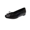 Zapatos nuevos para mujer 2026, slip-on de suela blanda y punta cuadrada con moño, con plataforma interna, bajos y cómodos para el commuting de otoño