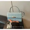 Bolso Pequeño Elegante de Alta Gama con Textura para Mujer 2026 Nueva Moda Bolso Cruzado Versátil Bolso de Mano Exquisito Súper Moderno Bolso Cuadrado Pequeño
