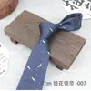 Corbata Literaria Estilo Hong Kong Atada a Mano para Hombre con Patrón Retro Británico 7cm Patrón Formal de Negocios Moderna En Stock