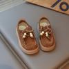 Sapatos Infantis Birkenstock Canguru Outono e Inverno 2025 Novos Sapatos para Meninas Retro Mais Fáceis de Combinar Pequenos Sapatos de Couro Sola Macia Sapatos Casuais