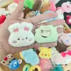 Broche de Muñeco de Peluche de Dibujos Animados, Insignia Versátil de Moda para Niñas, Pequeño Accesorio Lindo al por Mayor Decoración Conmemorativa