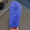 Pantuflas para Niños Niños Populares en Internet Verano 2025 Nuevas para Interiores Hogar Bebé Macho Baño Antideslizantes Pantuflas Uso Exterior