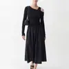 ¡Ligeramente maduro y un poco sexy! Camiseta de Punto Ligera y Cómoda de Lyocell y Lana Merino, de un Solo Hombro, Cuello Barco, Ceñida a la Cintura, Adelgazante para Mujer