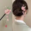 Estilo Nacional Madeira Elegante Grampo de Cabelo Estilo Antigo Grampo de Cabelo Hanfu Jardim de Osmanthus Gardênia Flor de Ameixa Disco Borboleta Acessório de Cabeça Franja Lateral