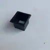 Acessórios de Montagem de Guarda-Corpo de Aço Zincado Manga Plástica Resistente ao Desgaste Almofada Impermeável Almofada Pitagórica de Nylon Almofada de Suavização Tubo Quadrado Autotravante Tubo Passante