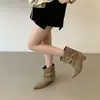 Botines de punta fina, que aumentan la altura, de corte ajustado para mujer, moda de estilo francés 2026, colección otoño/invierno