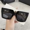 Nuevas gafas de sol con cadena de eslabones cruzados anti-ultravioleta moda europea y americana caja de gafas de sol de alto diseño femenino ventas directas de fábrica