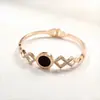 Novo Preço Especial de Fábrica Titânio Aço Inoxidável Zircônia Incrustada Alta Qualidade Cor Pulseira Moda Feminina Formato C Tendência Pulseira de Casal