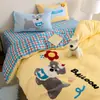 Xiangling Premium Lindo Dibujo Animado Algodón Puro Engrosado Cepillado Estampado Digital Bordado Juego de Cama de Cuatro Piezas