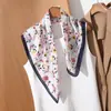 Pañuelo Cuadrado Delgado para el Viaje Diario, Estilo Simple y Elegante para Mujer, Camisa Versátil con Pañuelo de Seda Decorativo Pequeño