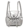 Mochila de Cadena con Patrón de Diamantes de Moda para Mujer 2026 Nueva Bolso Cubo Plateado Mochila Escolar para Estudiantes Mochila Versátil para el Trabajo