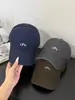 Chapéu de Aba Larga Simples Bordado Letra Estilo Coreano para Mulheres 2026 Novo Modelo Boné de Baseball Que Faz o Rosto Parecer Menor, Chapéu Versátil para Proteger do Sol