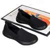 Zapatos de mujer de talla grande 35-42 transfronterizos, nuevo modelo de verano, malla transpirable, puntera ancha, zapatos cómodos para caminar, zapatos antideslizantes para personas mayores