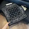 Bufanda Cuadrada Fina Estilo Coreano de Castaña para Mujer, Protección del Cuello, Bufanda Decorativa, Bufanda para Madre, Bufanda Cuadrada de Imitación de Seda, Venta al por Mayor