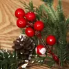 Mini Corona de Nieve Navideña Bayas Rojas Piña Rama de Pino Simulación Corona de Rama de Pino Colgante de Puerta Navideño Decoración de Escritorio Anillo Pequeño