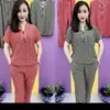 Novo Conjunto de Xadrez de Verão Tamanho Grande para Mulheres de Meia-Idade e Idosas, Conjunto Casual de Duas Peças da Moda que Rejuvenesce para Mulheres