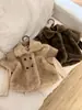 Roupas infantis Zhilai, nova coleção outono/inverno 2026 para meninas, colete retrô estilo coreano de pele de carneiro, espessado, com gola alta, para crianças de tamanho médio e pequeno