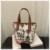 Bolso Grande Bordado de Estilo Nacional Chino Nuevo 2026 Bolso de Hombro Casual de Moda Nuevo Bolso Cubo de Gran Capacidad