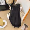 Vestido Chaleco de Punto Hueco Estilo Francés Hecho a Medida de Fábrica para Mujer, Nuevo Modelo Verano 2026, Vestido con Aberturas sin Mangas