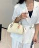 Bolsa de Ombro de Couro Bovino de Primeira Camada para Mulheres, Lenço de Seda Fashion Transfronteiriço, Bolsa Concha para Compras e Deslocamento de Estudantes, Versátil de Couro Genuíno Portátil Macia