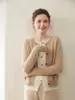 2025 Nuevo Cárdigan de Cachemira de Dos Piezas Falsas con Bloques de Color Suéter de Cuello Redondo para Mujer Chaqueta de Punto de Lana de Contraste Otoño e Invierno