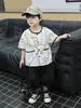0455 Conjunto Curto Infantil 2026 Novo Estilo Elegante para Meninos Verão Camisa Manga Curta Fina Conjunto de Duas Peças de Verão