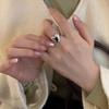 Anillo ajustable abierto con circonita negra en forma de corazón de amor, diseño de nicho femenino, estilo frío, anillo retro de alta calidad, nuevo producto