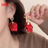 Aretes rojos de alta gama aretes únicos para mujer aretes estilo occidental 2023 nuevos aretes geométricos de nicho populares de moda