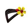 Elegante Pinza para el Cabello Triángulo con Perlas Rojas y Diseño de Flor, Pasador Único de Alta Gama, Nuevo Modelo 2026, Hermoso Accesorio para el Cabello