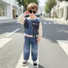 Miao You Tong Roupa Infantil para Comércio Exterior 2026 Outono Novo Conjunto de Duas Peças com Moletom Jeans Patchwork Jeans Roupa Infantil Fábrica