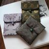 Bolsa de Regalo de Tela Brocada para Bordado de 24 Colores Estilo Japonés Bolsa Wenwan Bolsa de Almacenamiento para Joyería Cartera con Solapa de Tela con Logo