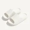 Nuevas sandalias de baño de verano de EVA, elegantes, para hombres y mujeres, ligeras, sencillas y a la moda, sandalias sencillas para hombre al por mayor