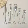 Vajilla Occidental Creativa Transfronteriza de Acero Inoxidable 304, Cuchillo, Tenedor y Cuchara con Elegante Diseño Liso de Escamas de Pescado, Versión Engrosada para Uso en Hogar y Hotel