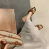 Novo Estilo de Verão Salto Baixo Plataforma 3cm~ Sandália Mule Estilo Francês Bico Quadrado Tira Larga Estampa de Leopardo para Uso ao Ar Livre