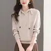 Sudadera de Punto Roja con Capucha para Mujer Principios de Otoño 2025 Nueva Primavera y Otoño Madre de Mediana Edad Petite Top Interior