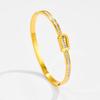 Pulsera de acero de titanio con explosiones transfronterizas, sentido de alto nivel, no se desvanece, estrellas de pareja, luz dorada, lujo, moda, nueva pulsera, lujo ligero