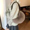 2025 Nuevo Bolso de Axila de Imitación Piel de Conejo Diseño de Nicho para Mujer Bolso de Mano con Cuentas Bolso Mini de Media Luna de Moda Relleno
