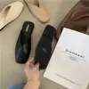 Zapatillas de Media Caña Baotou para Mujer Verano 2025 Nuevas Sandalias de Punta Cuadrada Planas Cómodas Zapatos Mula de Ponerse Fácil