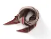 Venta al por mayor transfronteriza del fabricante Bufanda Triangular de Cachemira al 35% con Bloques de Color Suave y Ceroso Agradable a la Piel Protector de Cuello Cálido Bufanda de Cuello Chal Bufanda