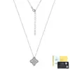 Collar Colgante Flor de Cuatro Hojas de Plata Esterlina S925 Chapado en Oro Elegante Collar de Moissanita Modelo para Dama