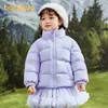 Chamarra de plumón para niños Balabala Ropa para bebé niño Ropa para niños 2023 Nueva Ropa de invierno para niñas Ropa familiar Chaqueta estilo occidental