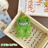 Pingente Dinossauro Verde Pequeno de Pelúcia Desenho Animado Coração de Menina Pingente de Mochila Longos Cabelos Boneca Criativa Boneca de Pelúcia
