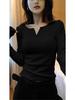 Camiseta Única de Diseño Nicho Cálida de Manga Larga para Mujer, Invierno Ajustada Cuello en V Térmica Base, Top Chic a la Moda
