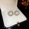 Brincos de Agulha de Prata Incrustados com Diamantes e Pérolas, Brincos de Borla Redonda, Brincos Requintados Estilo Palácio Retrô, Luxo Acessível e Nicho de Brincos de Alta Qualidade