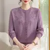 Tejido de otoño de mamá, top elegante bordado tridimensional, suéter para mujeres de mediana edad y mayores, suéter rojo festivo para bodas