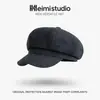 26 Nueva Colección de Otoño: Sombrero Octagonal con Estampado Floral Oscuro, Jacquard Floral Retro, Estilo Coreano, Minimalista y Artístico, Disponible para Mayorista