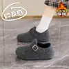Sapatos femininos de pelúcia cinza estilo Birkenstock de cobertura total, novidade outono e inverno 2026, slip-on preguiçoso com sola grossa, sapatos de algodão Birkenstock