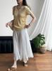 Taogawa Coreano Cuello en V Botón Chic Manga Corta para Mujer Top de Punto Adelgazante con Cintura Plisada YL318-1
